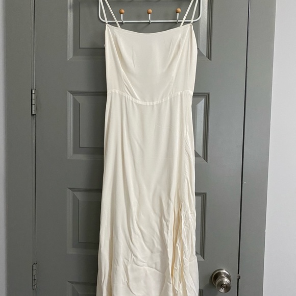 Reformation Ingrid Dress - Picture 2 of 4